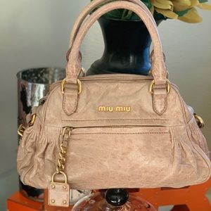 💯 AUTHENTIC Miu Miu Crossbody, Satchel, Handbag